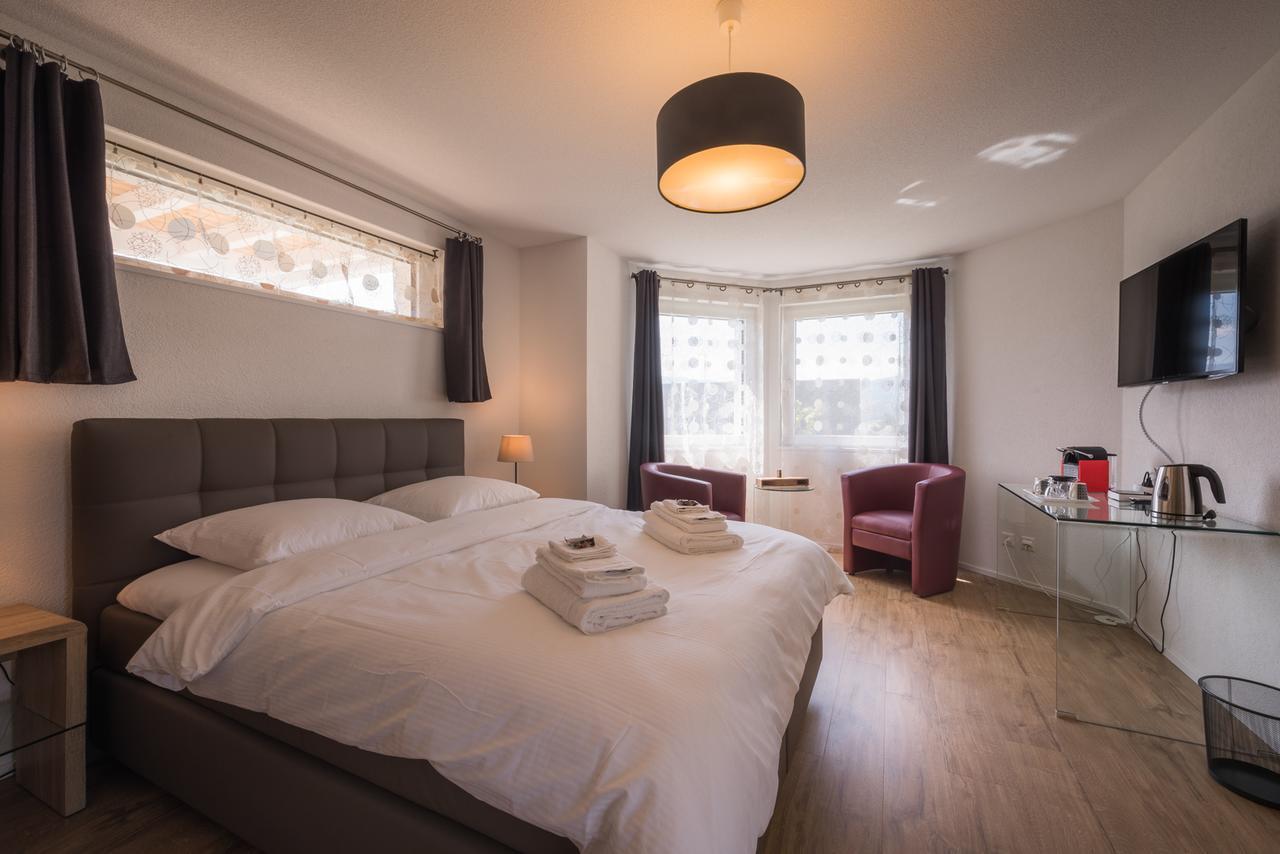 B+B Passifleur Delémont Eksteriør bilde